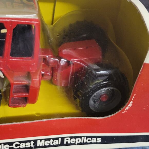 Vtg Ertl 1/64 scale Massey Ferguson 4880 4wd articulating diecast tractor red - Picture 6 of 10